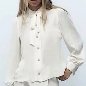 Zara blouse top bow pearl buttons over placket puff sleeves
